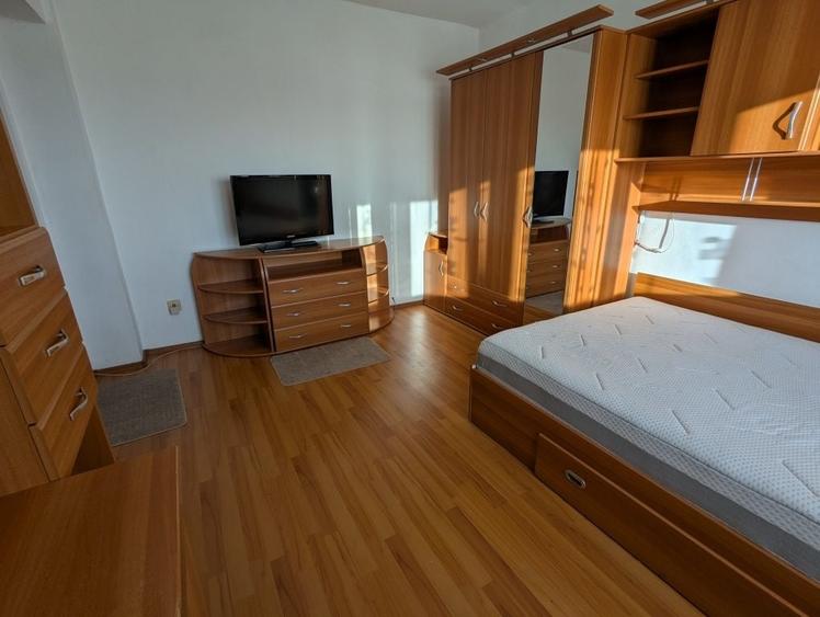 Apartament cu 2 camere decomandat în Mărăști