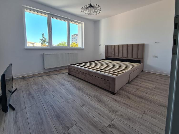 Apartament cu 2 camere semidecomandat, mobilat în Grigorescu