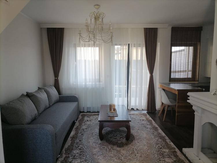 Casă cu 4 camere în Central