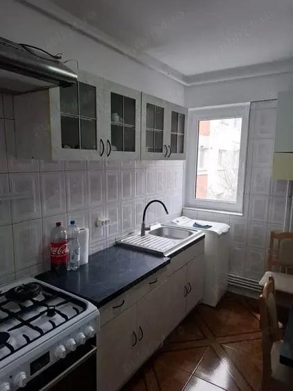Apartament cu 3 camere decomandat în Câmpia Turzii