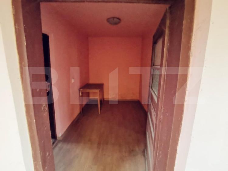 Teren Construcții intravilan de 1000 mp, în Cernele