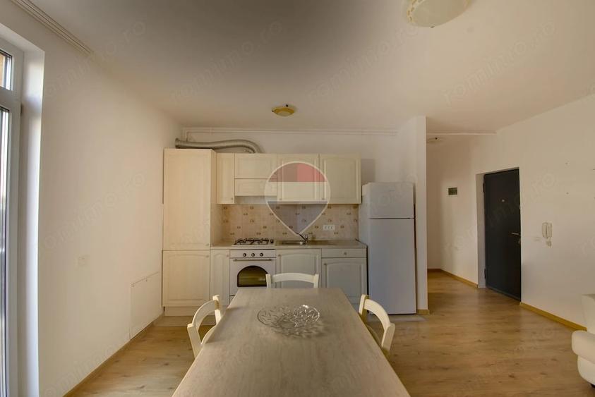 Apartament cu 2 camere semidecomandat în Dumbrăvița