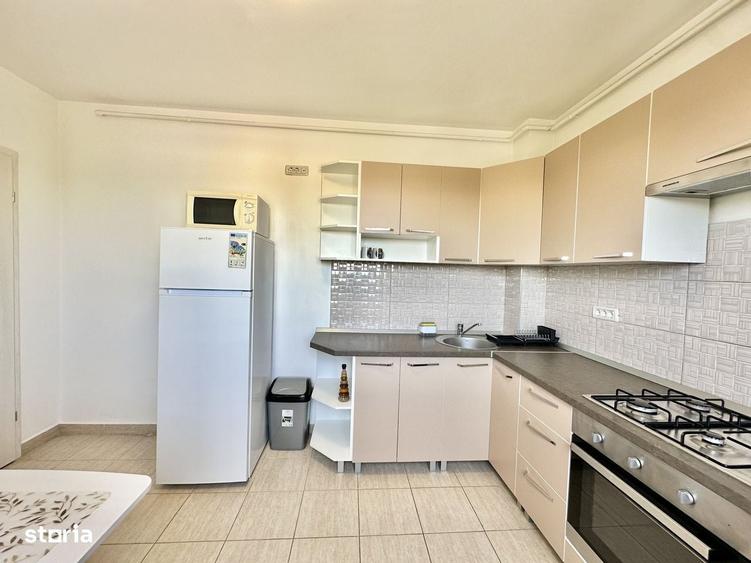 Apartament cu 2 camere decomandat în Triaj