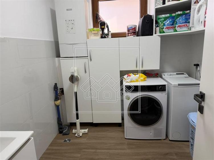 Casă cu 4 camere cu Teren 264 Mp în Tineretului