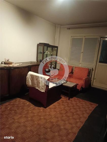 Apartament cu 3 camere decomandat în Rahova
