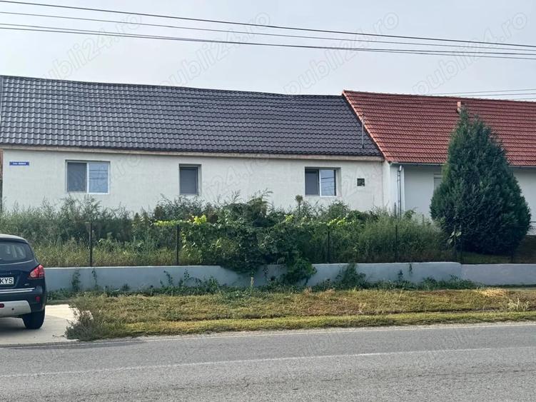Casă cu 2 camere cu Teren 700 Mp în Central