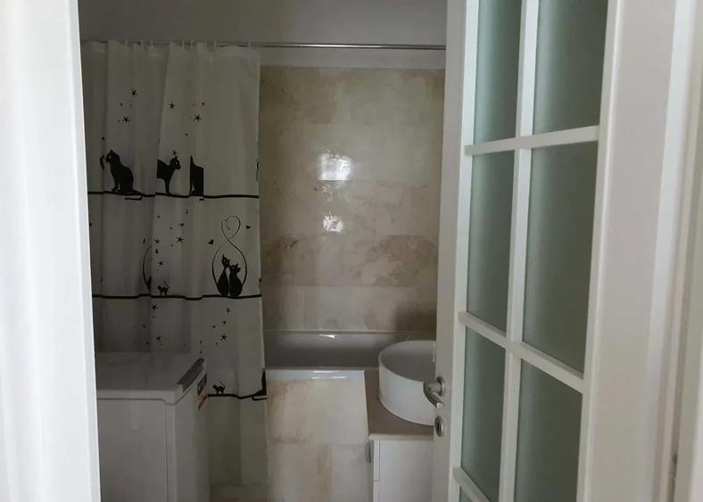Apartament cu 2 camere semidecomandat, mobilat în Copou