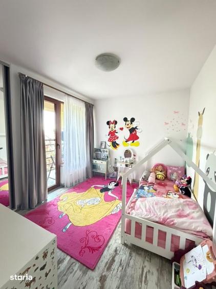 Apartament cu 3 camere, mobilat în Central