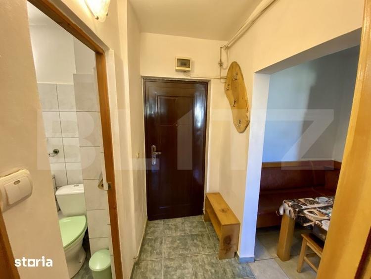 Garsonieră decomandată în Central