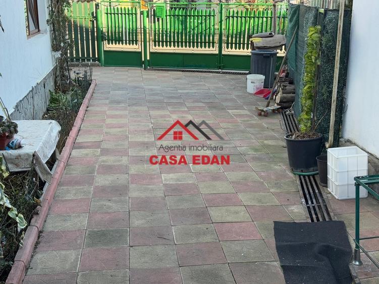 Casă individuală cu 7 camere cu Teren 257 Mp în Câmpina
