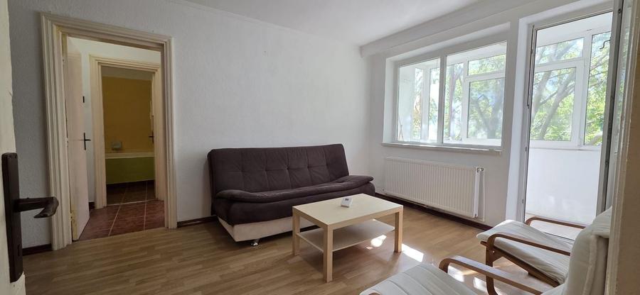 Apartament cu 2 camere semidecomandat, mobilat în Tomis II