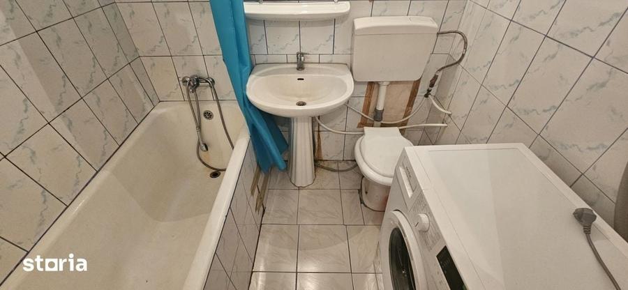 Apartament cu 2 camere decomandat în Drumul Taberei — fotografia 1