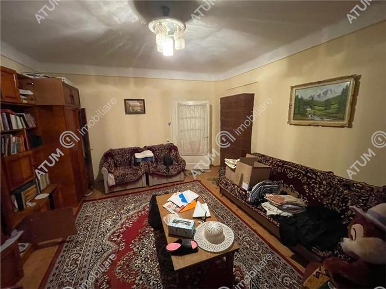 Casă individuală cu 4 camere cu Canalizare în Turnișor