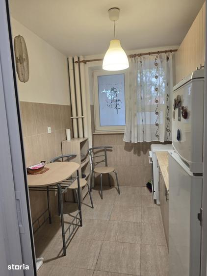Apartament cu 2 camere semidecomandat în Vatra Luminoasă
