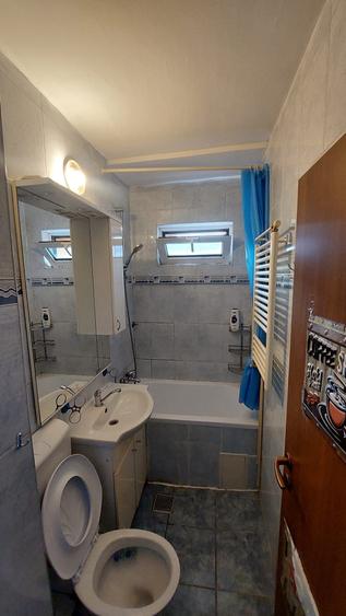 Apartament cu 2 camere semidecomandat în Cedonia