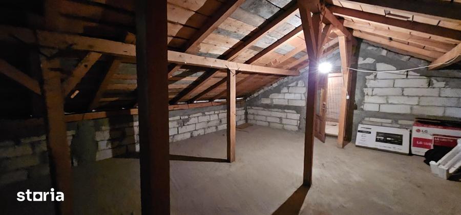 Casă cu 3 camere cu Teren 544 Mp în Central