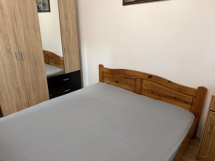 Apartament cu 3 camere decomandat, mobilat în Mihai Viteazul