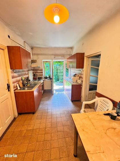 CASA Ultracentrala PIATA ROMANA Teren 300mp INVESTITIE CU POTENTI - 12