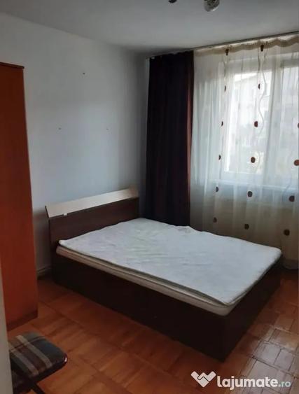 Apartament cu 2 camere decomandat în Ultracentral