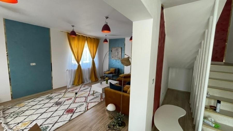 Casă individuală cu 4 camere cu Teren 720 Mp în Valea Lupului