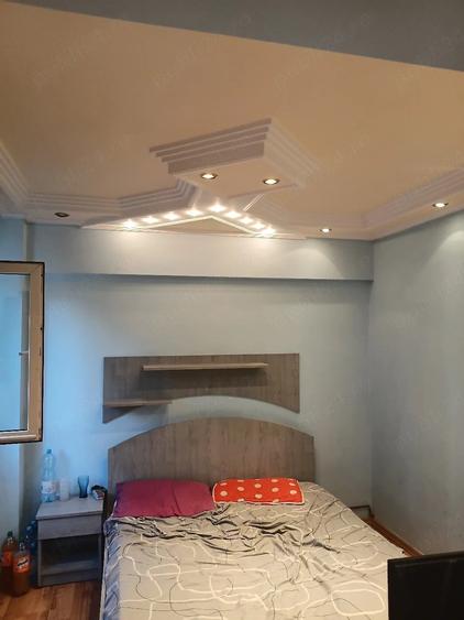 Apartament cu 2 camere decomandat în Traian