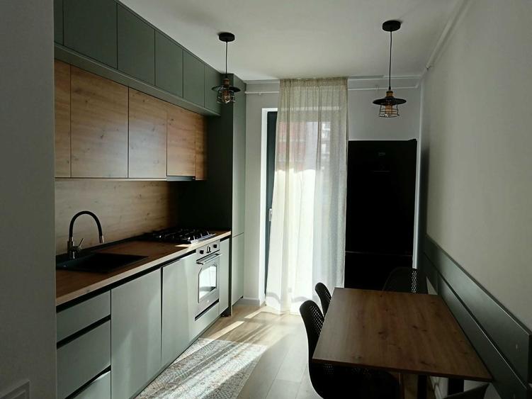 Apartament cu 2 camere decomandat în Exterior Vest