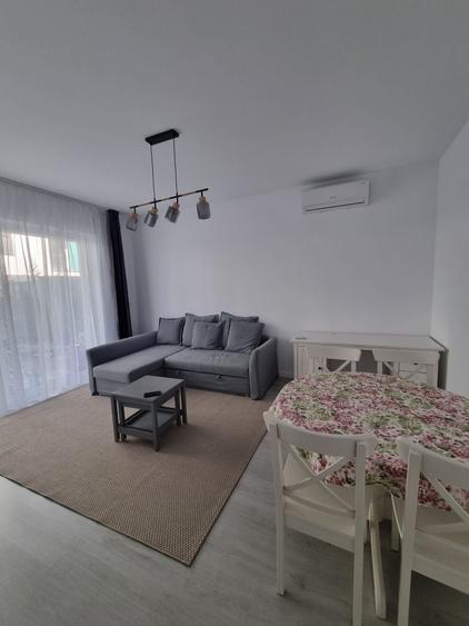 Apartament cu 2 camere decomandat în Dumbrăvița
