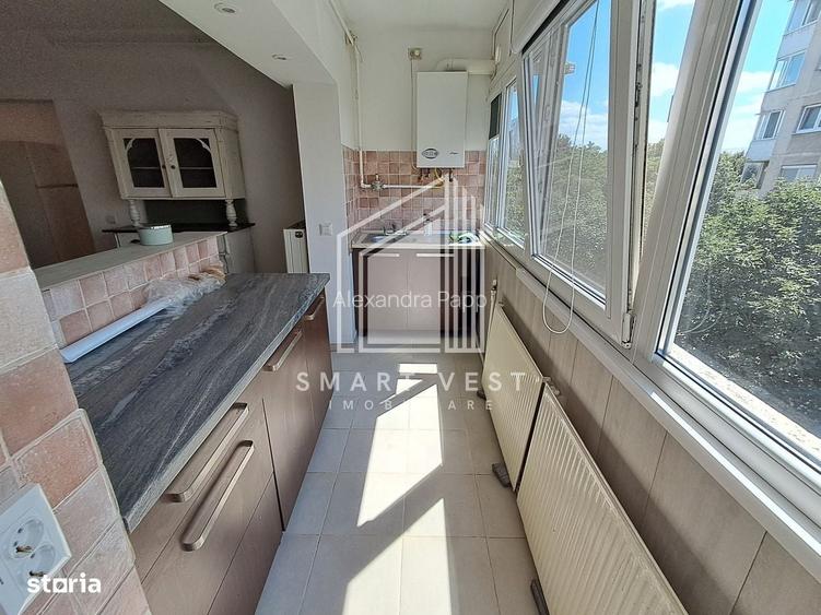 Apartament 3 camere decomandat | Etaj 4 | Zona Careiului