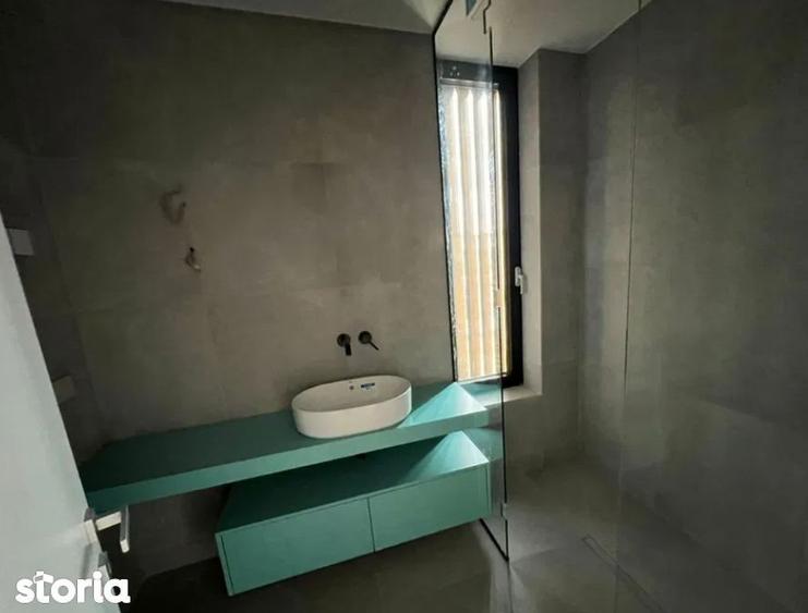 Casă cu 4 camere cu Teren 200 Mp în Tunari