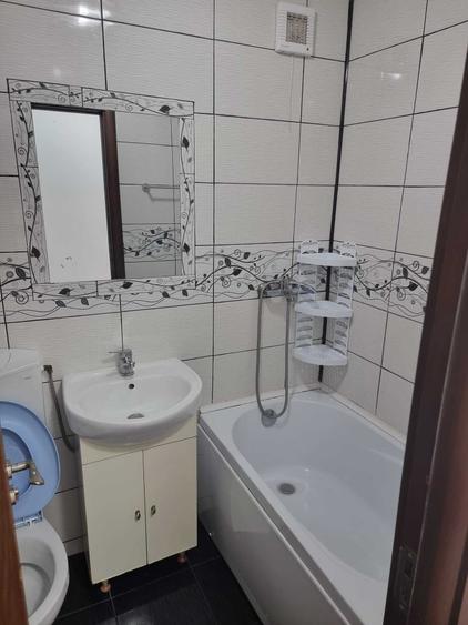 Apartament cu 2 camere semidecomandat în Micro 14
