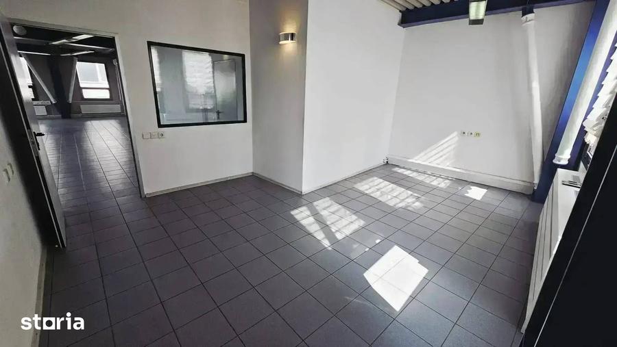 Spațiu comercial, de 370 mp, în Dămăroaia
