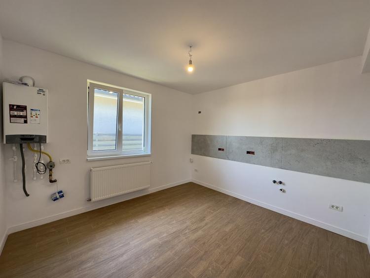 Casă individuală cu 3 camere cu Teren 343 Mp în Joița