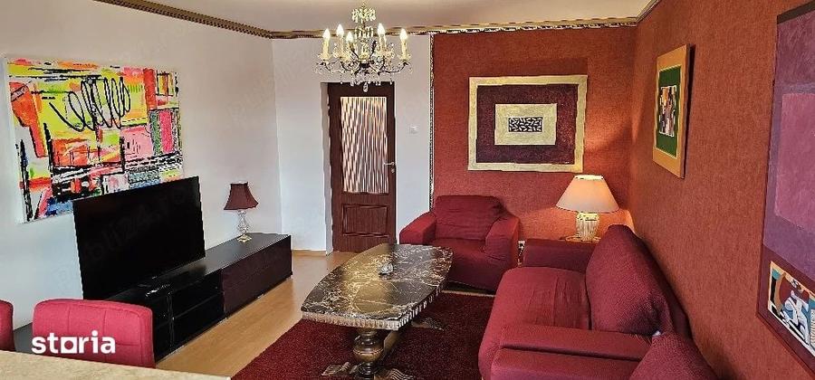 Apartament cu 2 camere decomandat în Universitate