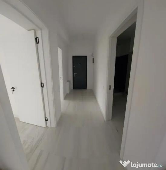 Apartament cu 2 camere decomandat în Vârteju