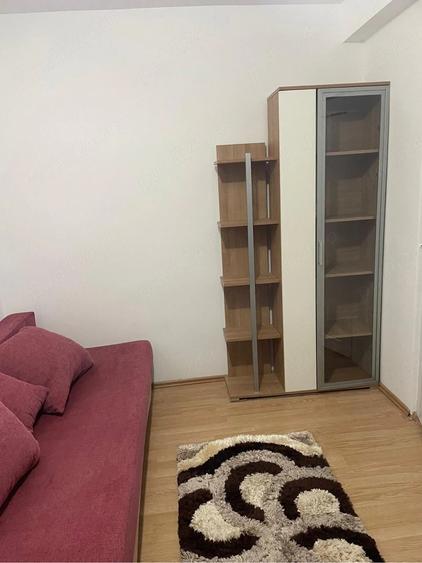 Apartament cu 2 camere semidecomandat în City Park Mall