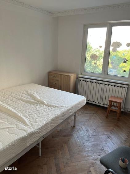 Apartament cu 3 camere decomandat în Sebastian