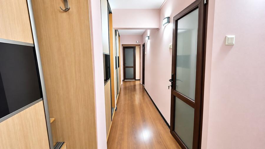 Apartament cu 3 camere decomandat, mobilat în Micălaca