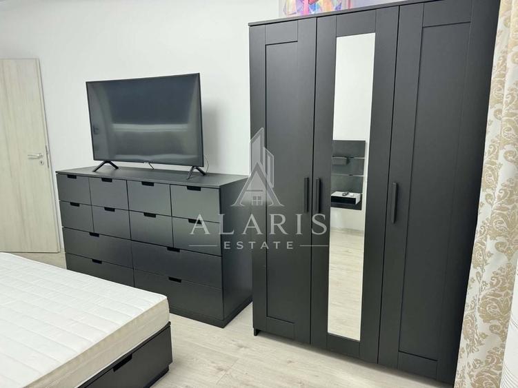 Apartament cu 3 camere decomandat, mobilat în Torontalului