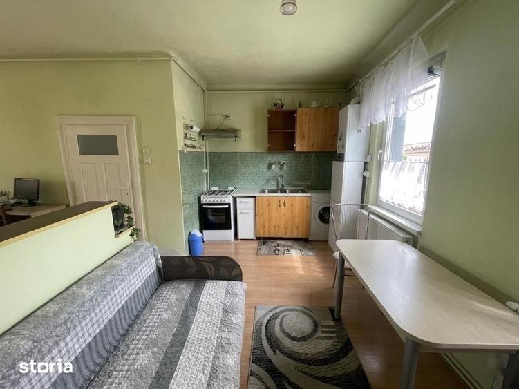 Apartament cu 2 camere decomandat în Exterior Vest