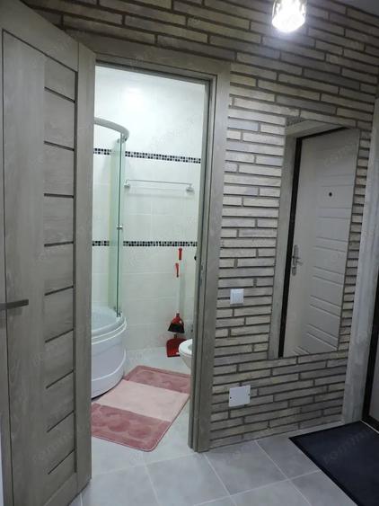 Garsonieră decomandată în Politehnica