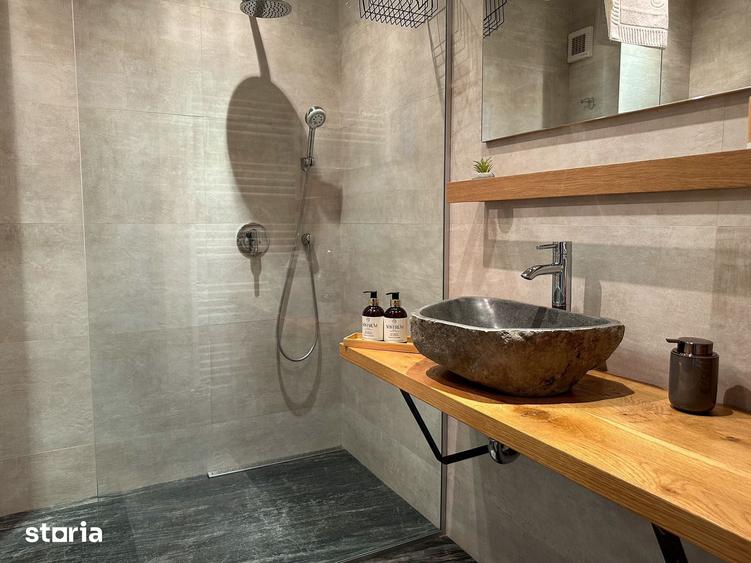 Apartament cu 4 camere semidecomandat în Baciu