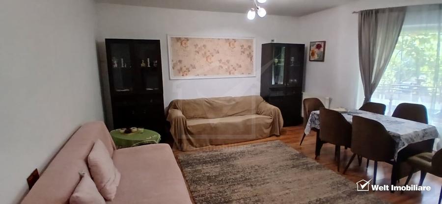 Casă individuală cu 7 camere cu Canalizare în Gruia