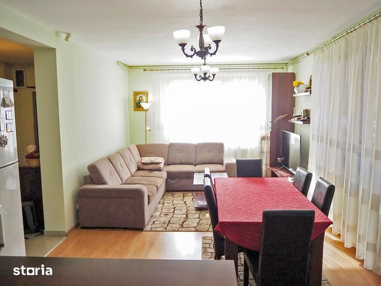 Casă cu 6 camere cu Teren 489 Mp în Central