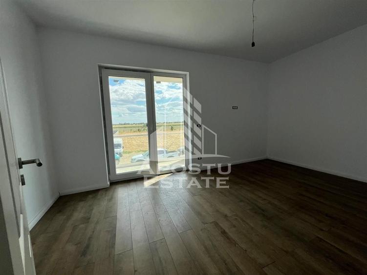 Duplex cu 5 camere cu Canalizare în Chișoda