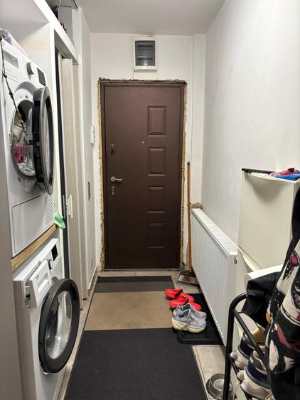 Apartament cu 2 camere nedecomandat în Central