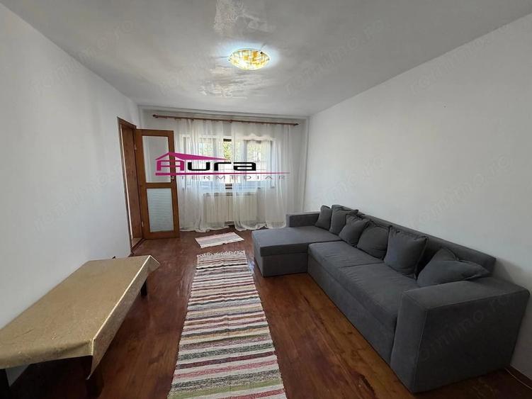 Apartament cu 3 camere decomandat în E3