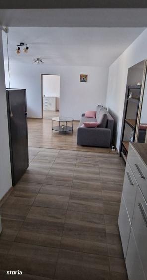 Apartament cu 2 camere semidecomandat în Ultracentral