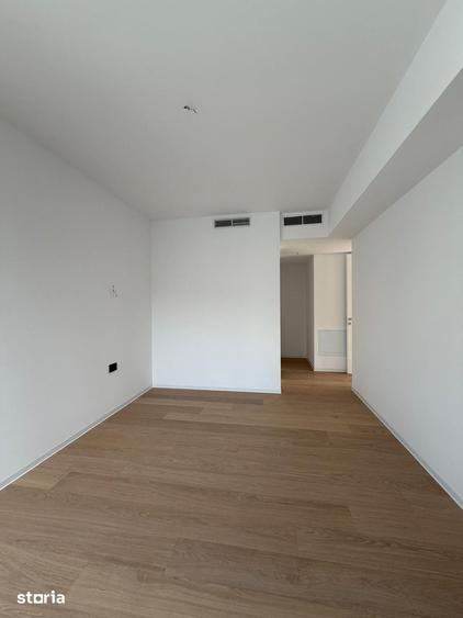 Apartament cu 4 camere în Central