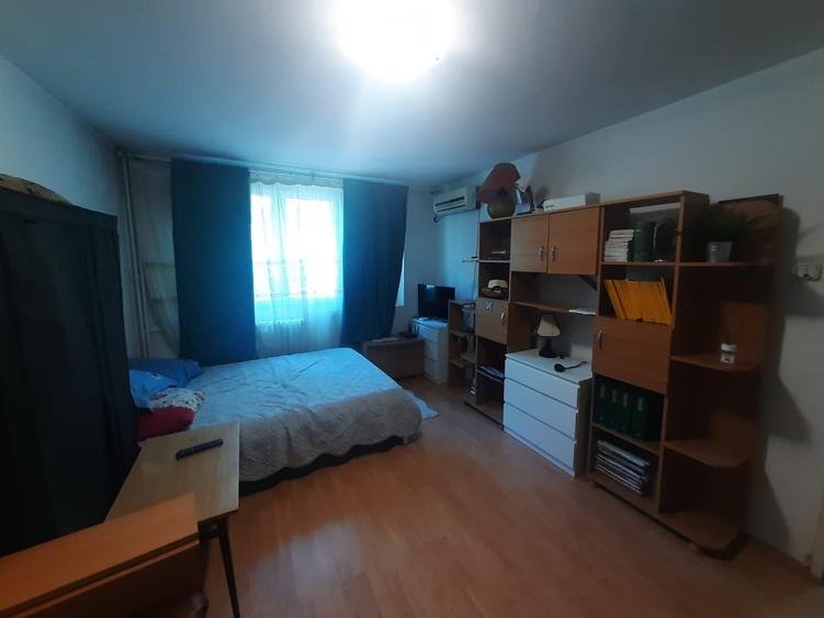 Garsonieră decomandată în Drumul Taberei