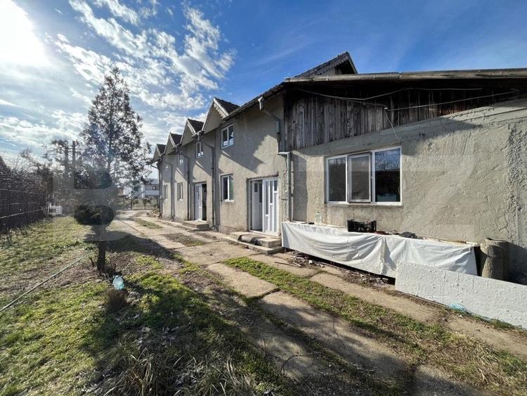 Casă individuală cu 4 camere cu Canalizare în Exterior Est
